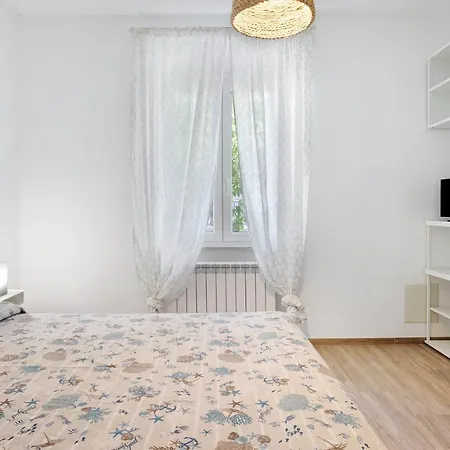 1 Apartamento *
